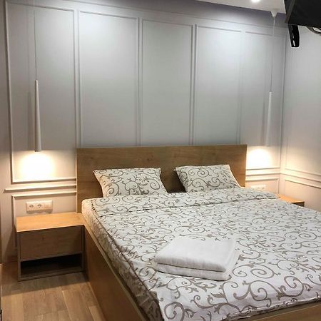 LUX Apartment Ruska Lviv Buitenkant foto
