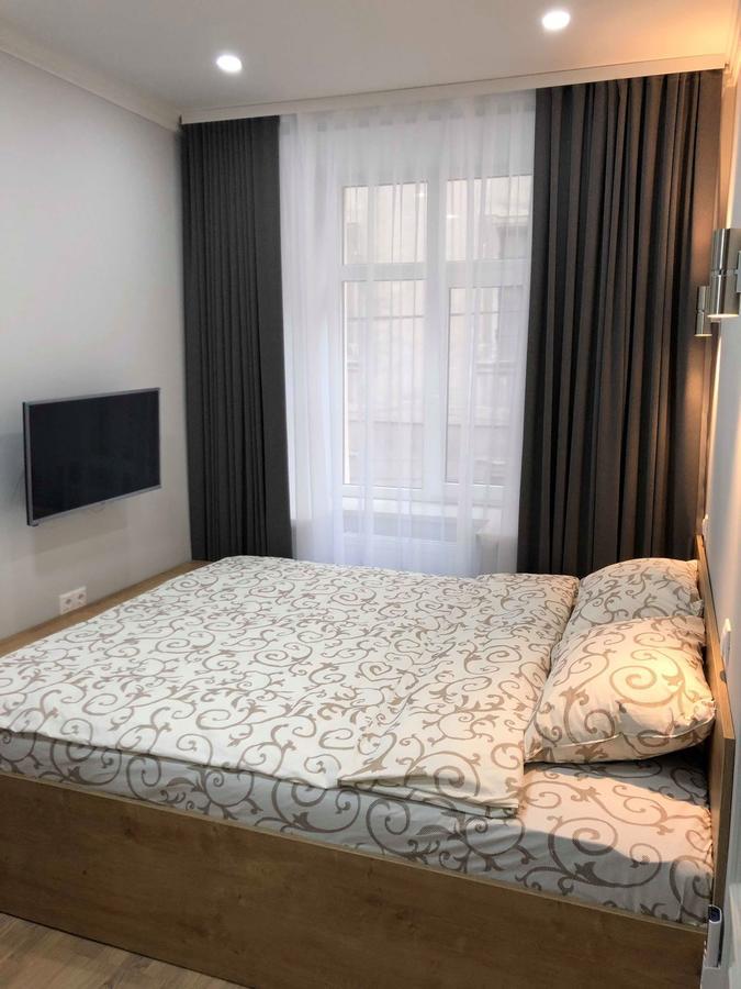 LUX Apartment Ruska Lviv Buitenkant foto