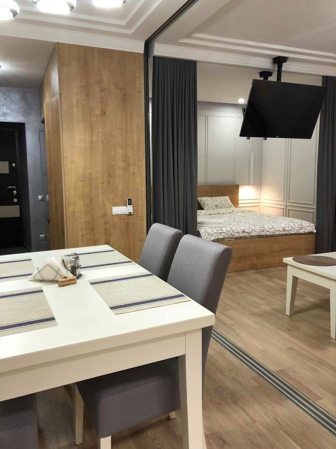 LUX Apartment Ruska Lviv Buitenkant foto