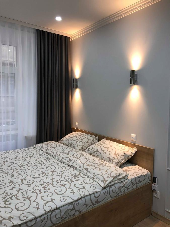 LUX Apartment Ruska Lviv Buitenkant foto